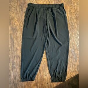 Eileen Fisher black 100% silk pants size XL